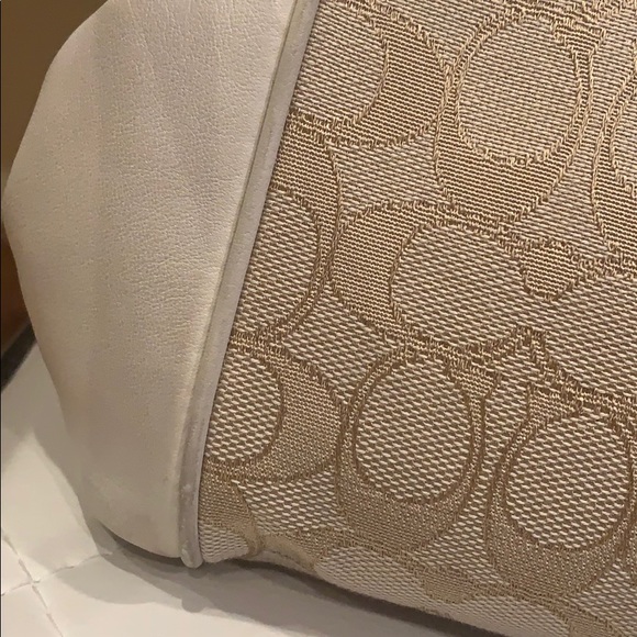 COACH Lexy Signature Shoulder Bag - Picture 4 of 11